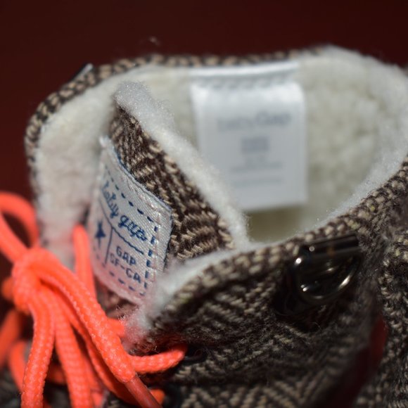 Baby Gap Duck Boots Brown Soft Sole with Bright Orange Shoelaces Size 6-12 M - Picture 7 of 8